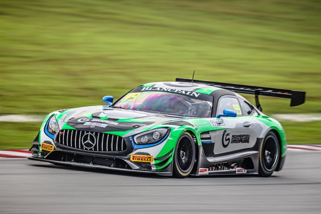 Christina Nielsen/Darryl O'Young under BlancPain GT World Challenge Asia på Sepang 2019
(Foto: BlancPain GT World Challenge Asia)